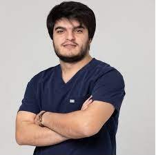 PLASTİK ESTETİK CƏRRAH ƏMİRASLAN ƏMİRASLANOVA ŞƏR BÖHTAN YARAŞMIR. MÖVQE