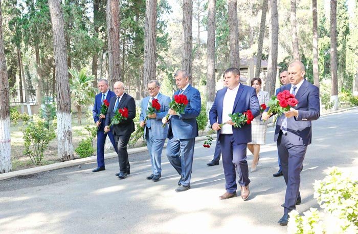 “Shirvan Operating Company Ltd” Şirkətinin Respublikadakı filialının fəaliyyət göstərdiyi “Kürovdağ” neft yatağının istismarının 70 illik yubiley münasibəti ilə şirkətin Həmkarlar İttifaqı Komitəsinin təşkilatçılığı ilə tədbir keçirildi