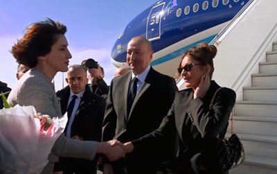 Prezidentlə xanımı Gürcüstandadır